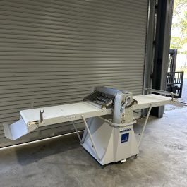 VAN ROOY MACHINERY LARGE FLOOR SHEETER (2ND HAND)